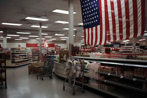 H-e-b memorial day hours - Costco is closed on Memorial Day this year — and every year. In fact, Costco observes seven holidays in total including New Year's Day, Easter Sunday, Memorial Day, Fourth of July, Labor Day ...